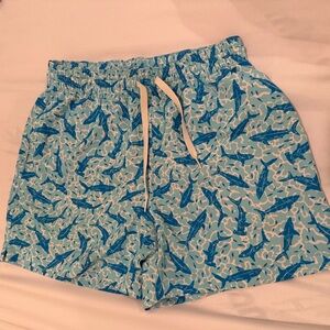 Chubbies Mens Shark Swim Trunks Size Small Lined Drawstring Pockets, 5.5 inseam